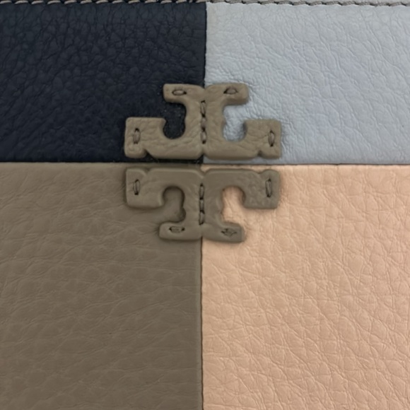 Tory Burch Pebble Colorblock Long Wallet with Dust Bag - Picture 4 of 17